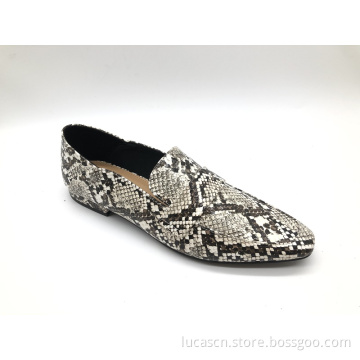 Frauen Loafer Slip On Schuhe Pointed Toe Flats